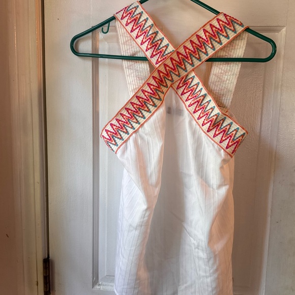 Tops - White Sleeveless Top with Pink Zigzag Straps